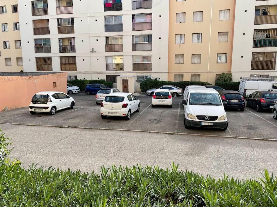 Jolie Charmant T3 Refait A Neuf A Marseille Marselha Exterior foto